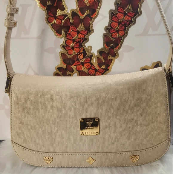 MCM Bag Like NEW Munchen Germany - Picture 3 of 14